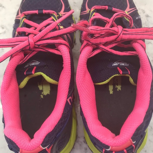 New Balance Sneakers - Picture 6 of 7